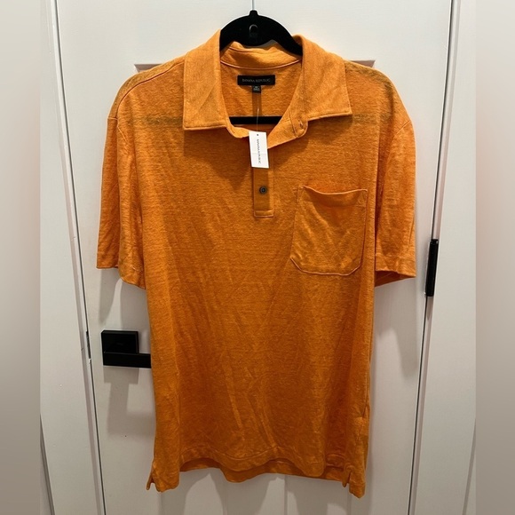 NWT Banana Republic Men Shirt Size M Tangerine Collared short Sleeves - Picture 1 of 6